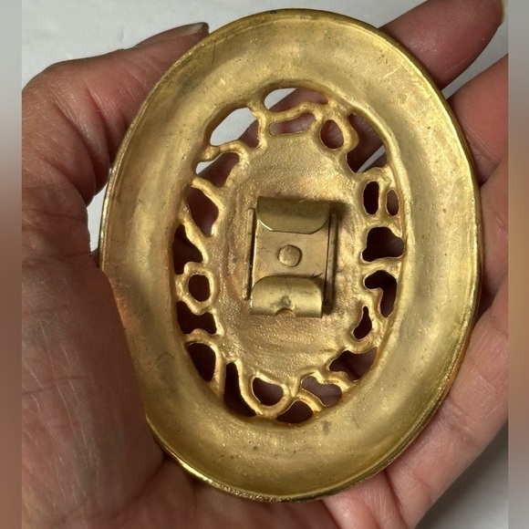 Artisan Belt Buckle Painted Enamel Cutout Oval Glossy Abstract Art to Wear Gold - Picture 2 of 6